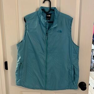 Women’s Northface vest. Great condition. Size XL